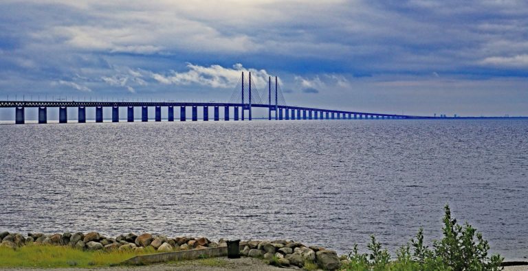 Danska gränsen stängs – mot Sverige