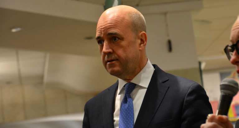 Skattebetalarna fick betala 100 000 till Reinfeldt för en timmes föreläsning