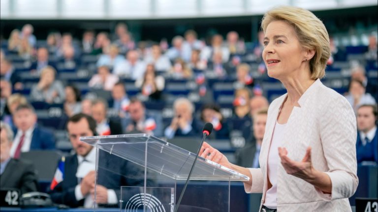 EU hotar att dra in Ungerns EU-bidrag