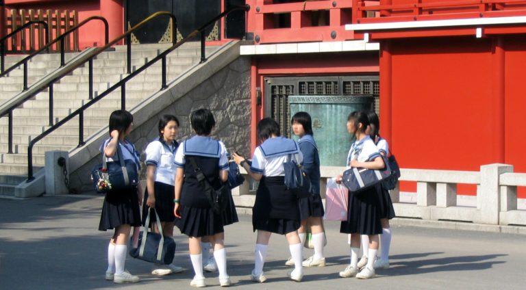 Coronaviruset: Japan stänger ned ALLA skolor
