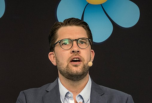 Åkesson: ”Partier som vill avskaffa nationen” styr Sverige