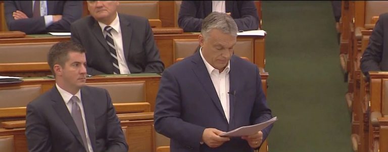 Ungern: Orbán i ledning inför vårens val