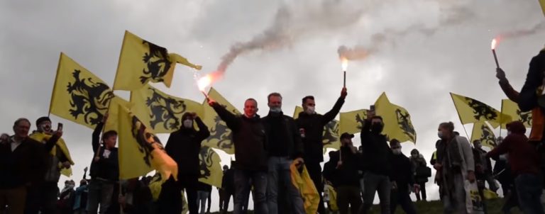 Vlaams Belang toppar opinionsmätningarna i Flandern: ”Belgarna känner sig inte hemma längre”