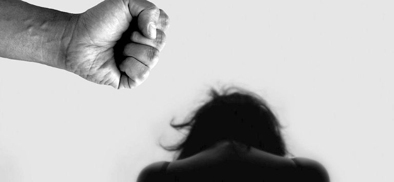 Ny stor vetenskaplig studie bekräftar – invandrare bakom majoriteten av våldtäkter i Sverige