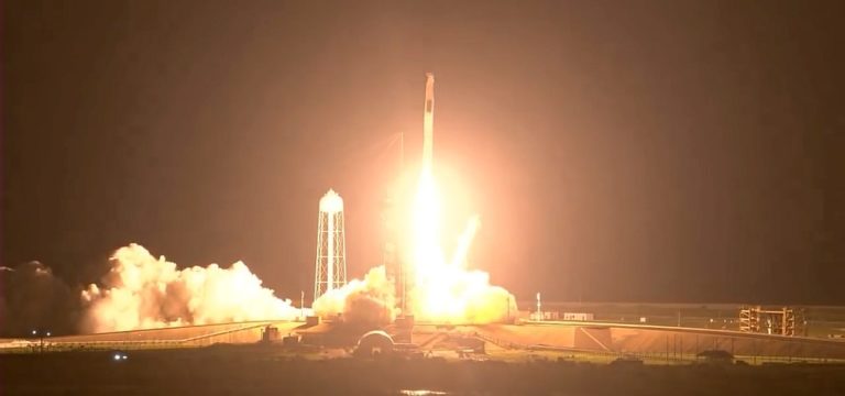 NASA skickar astronauter till ISS på en återanvänd SpaceX-raket