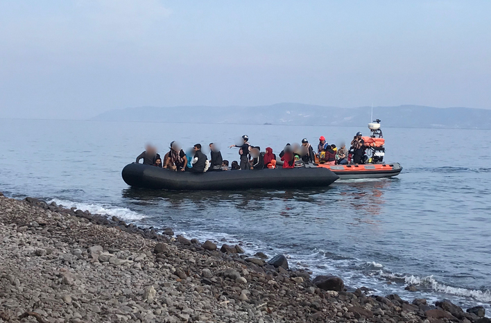 Greklands kontroversiella metod för att avskräcka illegala migranter