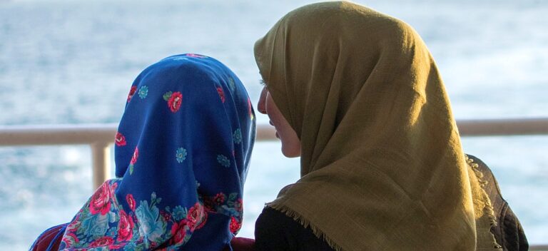 Svenska kvinnor som konverterar till islam