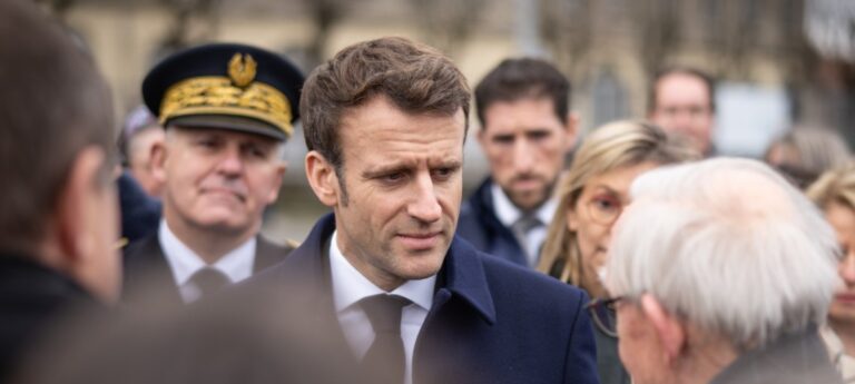 Vänstern vinnare i det franska parlamentsvalets första omgång