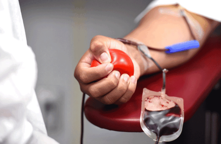 Regeringens mål: fler homosexuella ska få donera blod