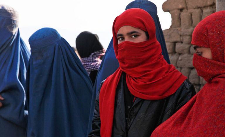 Migrationsverket stoppar samtliga utvisningar av kvinnor till Afghanistan