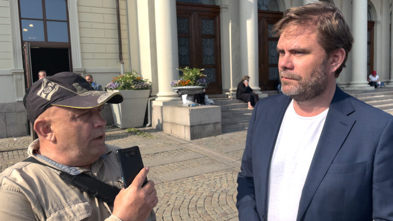 VIDEOINTERVJU: Jörgen Fogelklou (SD) kritisk till klimatextremistiskt kaos i Göteborg