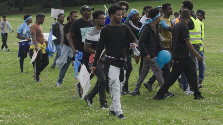 Hetsig stämning mellan eritreanska grupper i Järfälla